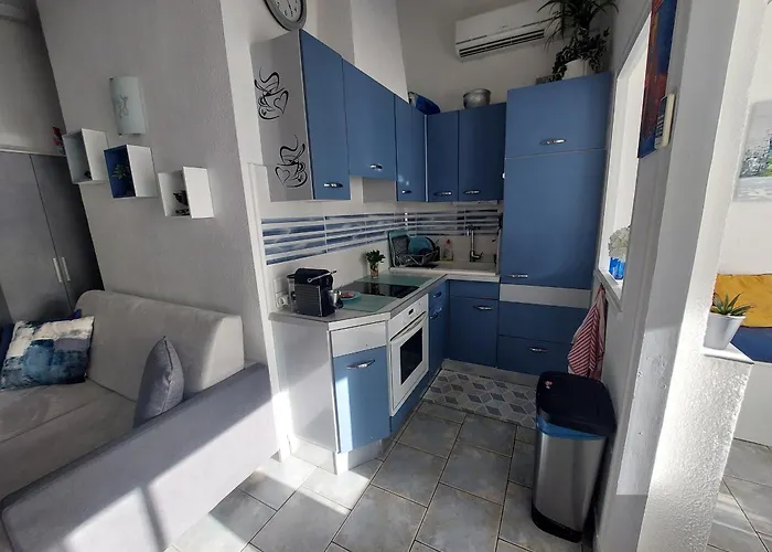 Climatisé 2 Pièces 4/5 Pers Avec Piscine - Fr-1-776-2 *